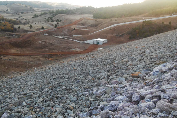 UŞAK BANAZ HALAÇLAR GÖLETİ VE SULAMASI